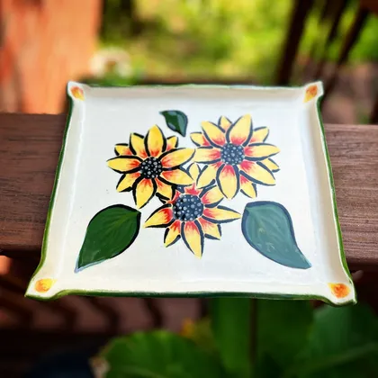 Devine Perks pottery piece